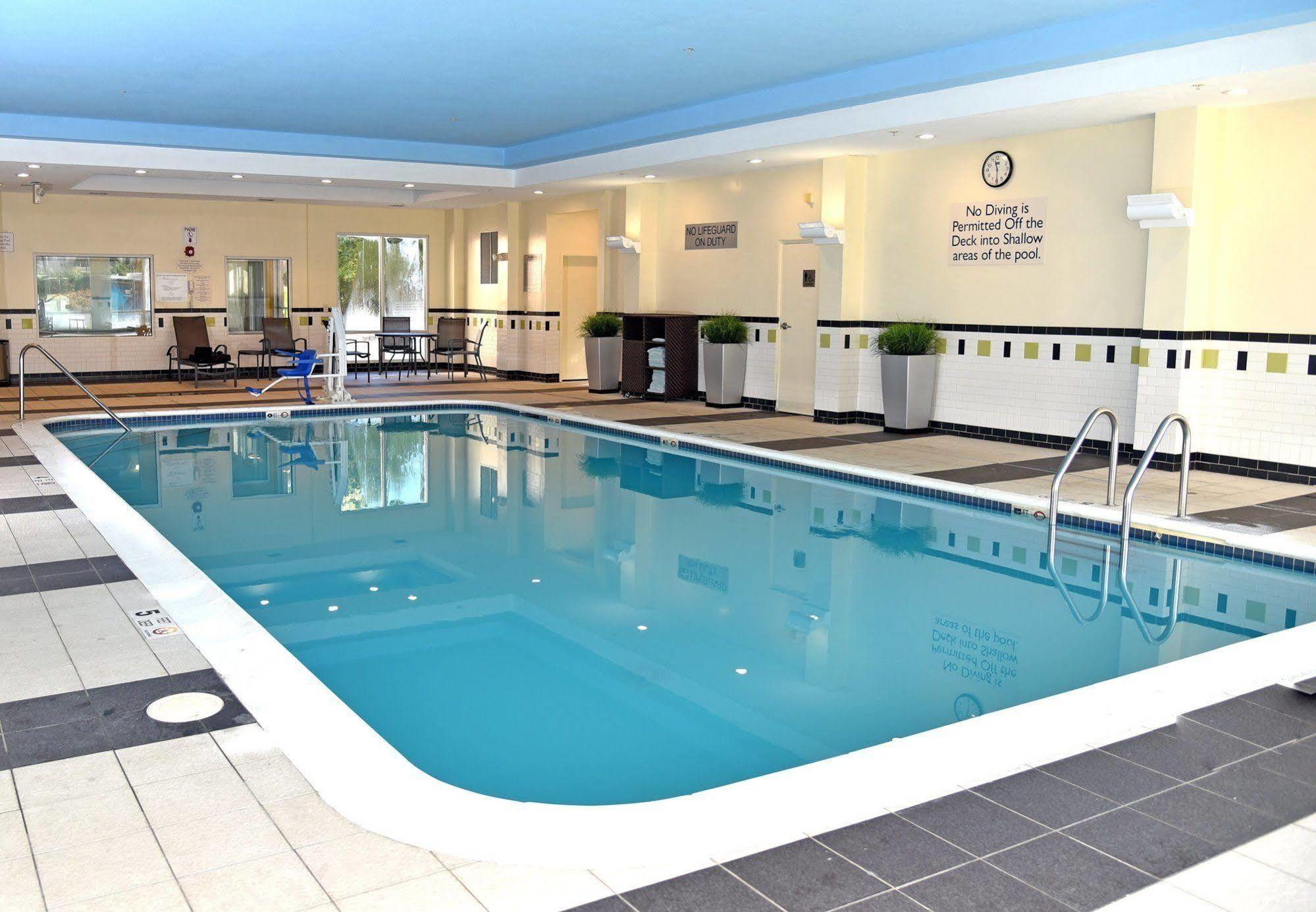 Fairfield Inn Hartford Airport Windsor Locks Kültér fotó